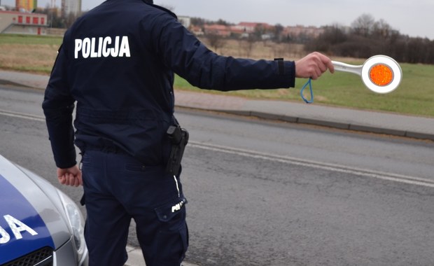 Jechał po pijanemu. Może zapłacić tyle, ile wart jest samochód   