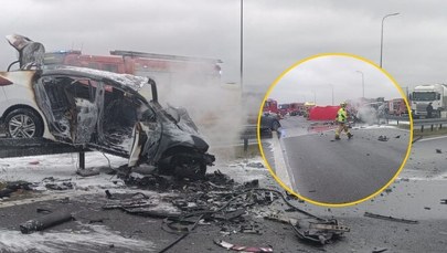 Jechał pod prąd i uderzył w dwa auta. Tragiczny wypadek w Trzebownisku