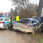 Jechał sportowym Mercedesem, myślał, że ucieknie policji. Szybko pożałował