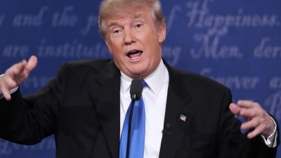 Jechał z tekturową głową Trumpa. Zapłacił mandat