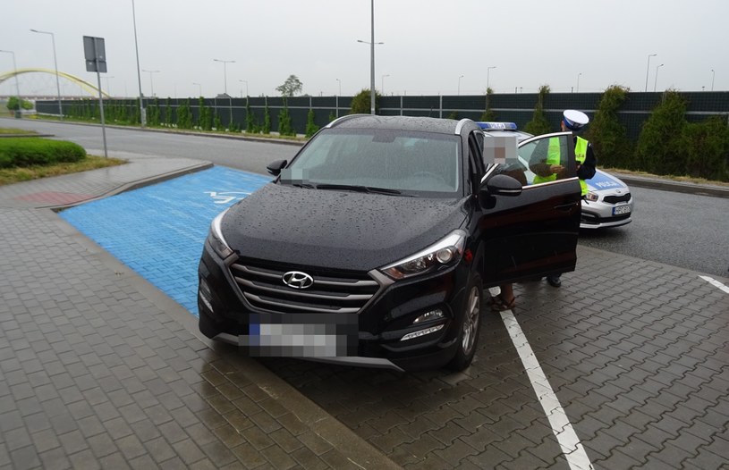 Jechała pod prąd autostradą /Policja