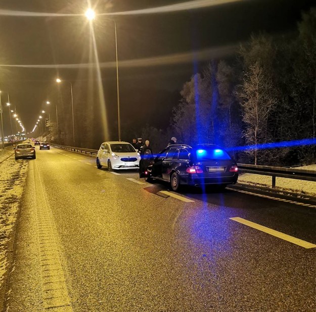 Jechała pod prąd drogą ekspresową /KMP Gdańsk /Policja