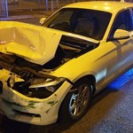 Jechała poważnie uszkodzonym autem. Zatrzymała ją policja