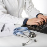 Jeden szczegół na L4. Jeśli ci to wpisali, na początku nie dostaniesz pieniędzy