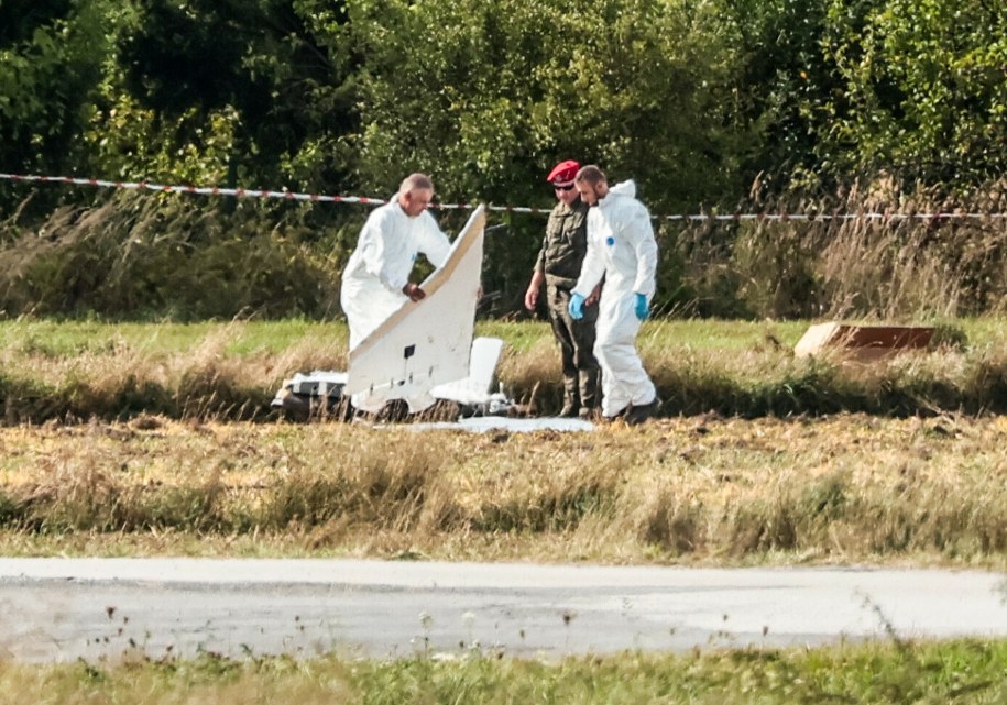 Jeden z 21 rosyjskich dronów, które wleciały do Polski w nocy 10 września - ten spadł W poblizu miejscowosci Mniszków (woj. łódzkie) /Anita Walczewska/East News /East News