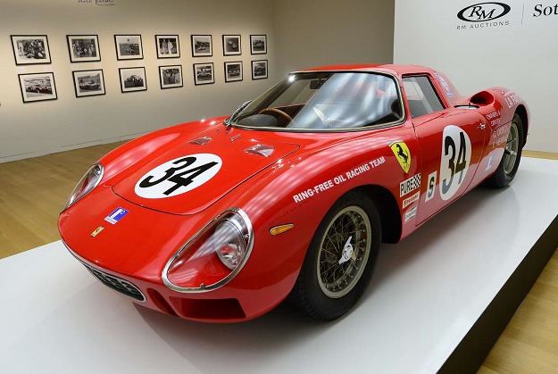 Jeden z 33 Ferrari 250 GTO z 1962 r. /Wealth Solutions