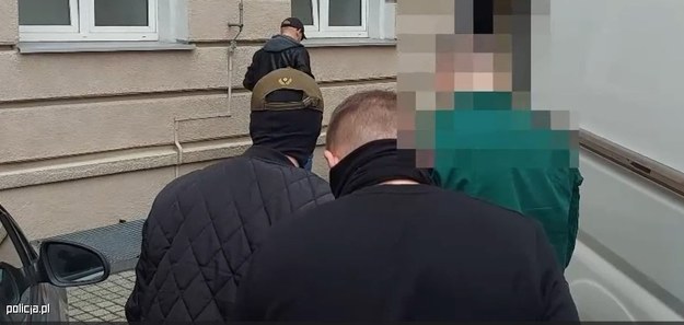 Jeden z aresztowanych mężczyzn /Policja