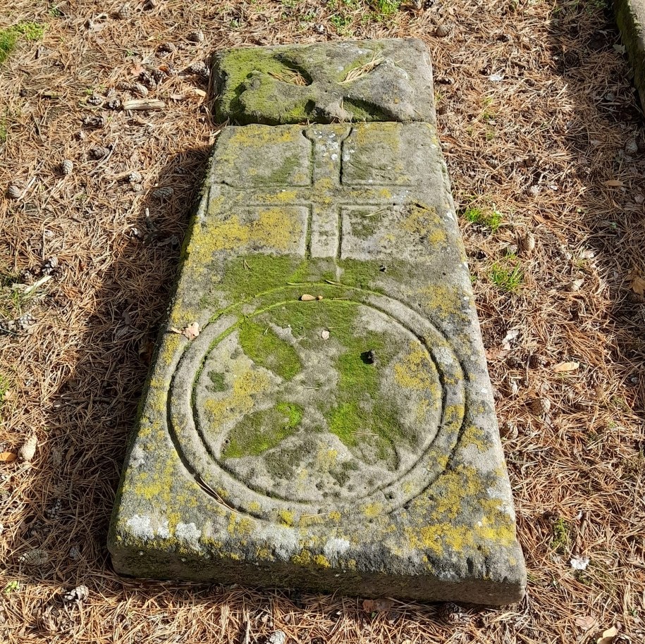 Jeden z grobowców w Enville /facebook/Medieval England /