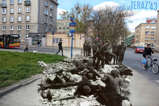 Jeden z kolaży zamieszczonych w książce. Nowolipie 62 róg Smoczej. Archiwalna fotografia pochodzi z raportu Stroopa /Teraz'43/Marcin Dziedzic /