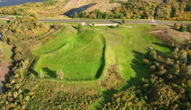 Jeden z największych takich obiektów na Mazowszu. Mógł być kluczowy