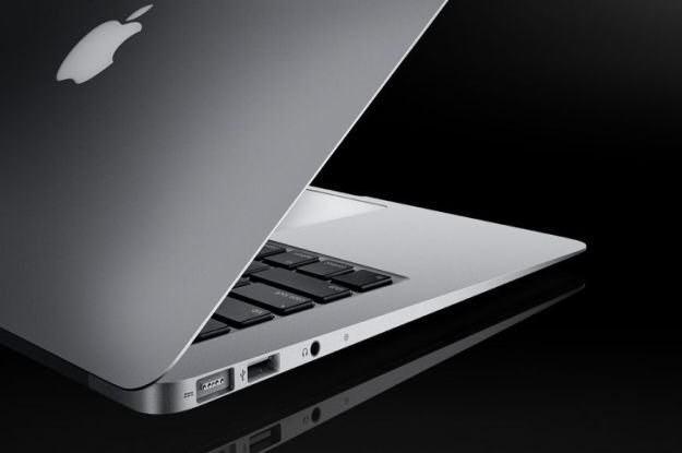 Jeden z nowych notebooków MacBook Air /materiały prasowe
