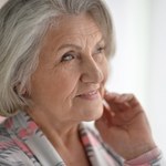 Jeden z pierwszych objawów demencji widać w oczach. Chorzy zaczynają patrzeć inaczej