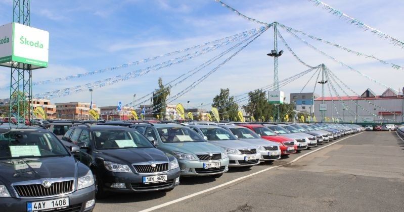 Jeden z placów AAA Auto w Czechach /INTERIA.PL