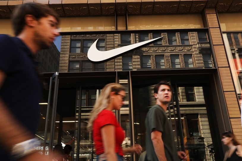 Jeden z salonów firmy Nike umiejscowiony na Manhattanie /AFP