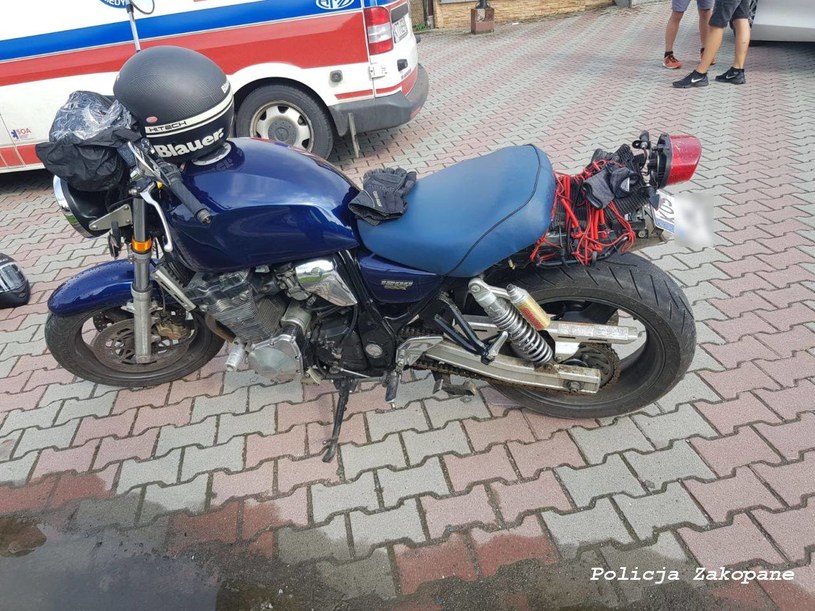 Jeden z uszkodzonych motocykli /Informacja prasowa
