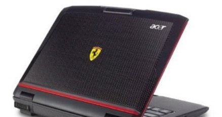 Jeden z wcześniejszych modeli Acer Ferrari /materiały prasowe