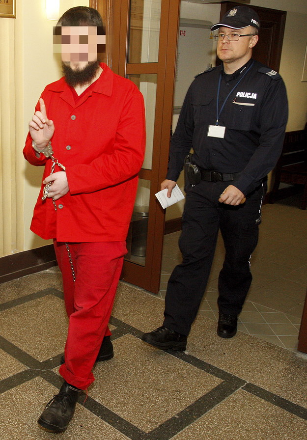 Jeden z zatrzymanych Czeczenów /PAP/Artur Reszko /PAP