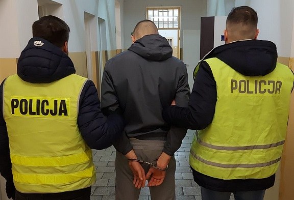 Jeden z zatrzymanych działał w warunkach recydywy /Wielkopolska policja /Policja