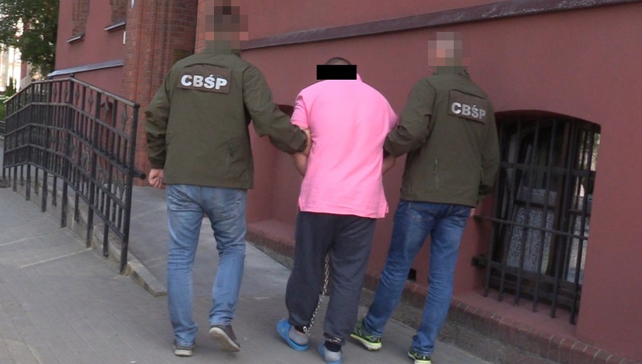 Jeden z zatrzymanych mężczyzn /CBŚP