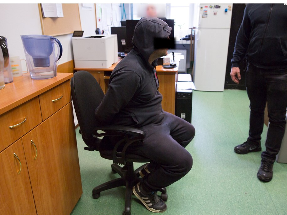 Jeden z zatrzymanych mężczyzn /Komenda Stołeczna Policji /