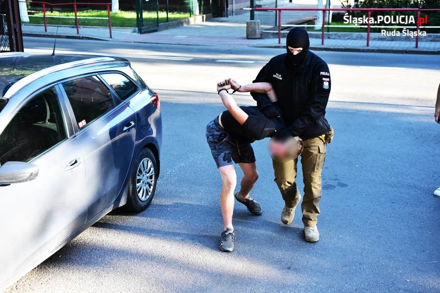 Jeden z zatrzymanych /Policja