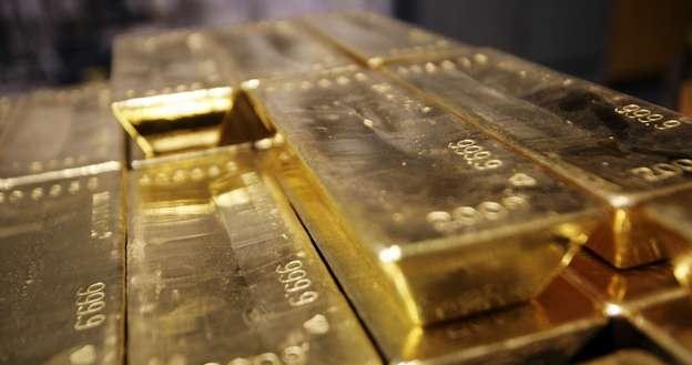 Jedenastoletnia hossa na rynku złota dobiegła końca? /AFP