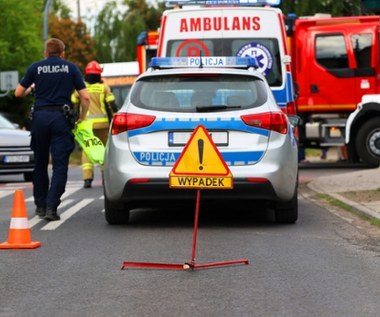 Jedna osoba nie żyje, kilka rannych. Zderzyły się ciężarówka i mikrobus