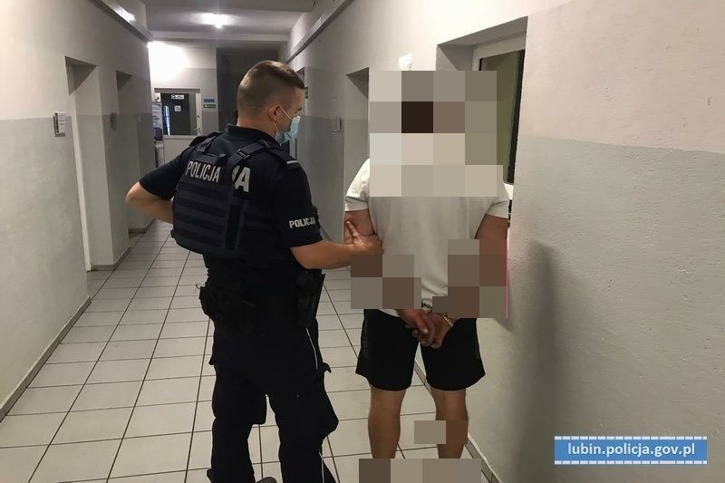 Jedna stłuczka doprowadziła do postawienia zarzutów trzem różnym osobom /Policja Dolnośląska /Policja