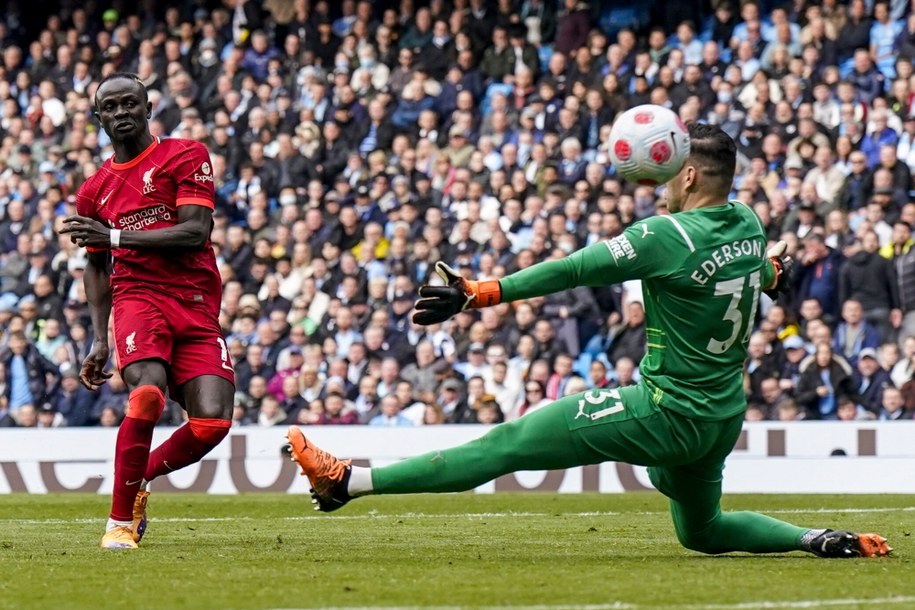 Jedną z bramek dla Liverpoolu zdobył Sadio Mane /ANDREW YATES /PAP/EPA