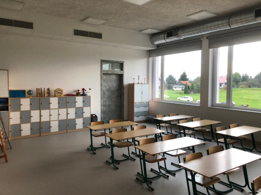 Jedna z klas w nowej szkole /Maciej Pałahicki /RMF FM