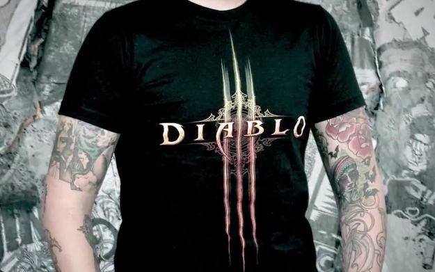 Jedna z koszulek Diablo III /Informacja prasowa