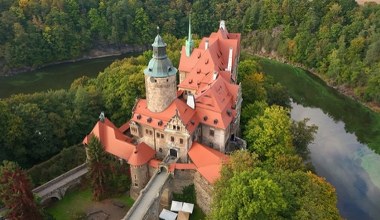 Jedna z najlepiej zachowanych twierdz. Przyciąga turystów jak magnes