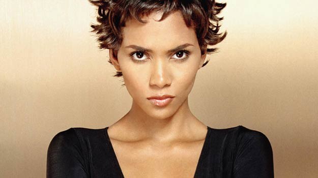 Jedna z najseksowniejszych kobiet świata, Halle Berry /