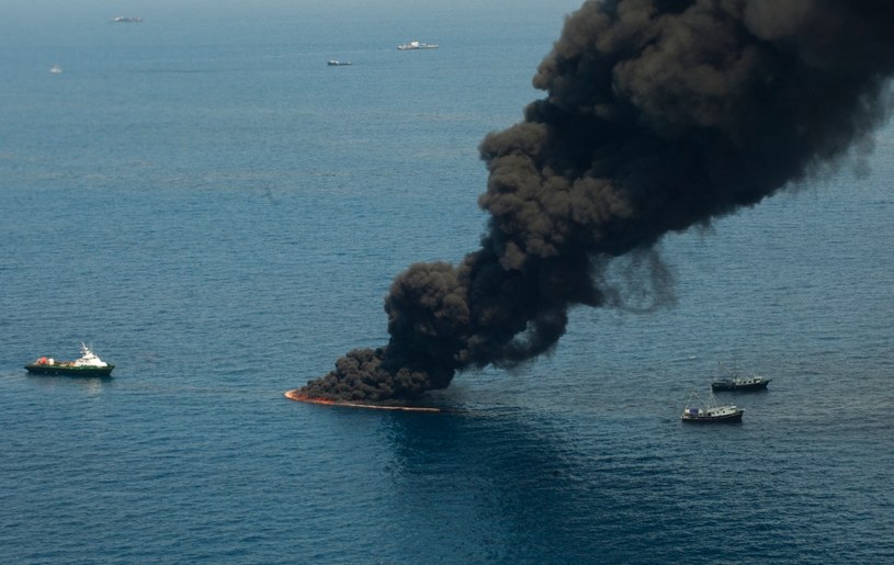 Jedna z największych katastrof ekologicznych, która dotknęła oceany był wypadek na platformie BP w 2010 roku w Zatoce Meksykańskiej /Ken Cedeno/Corbis /Getty Images