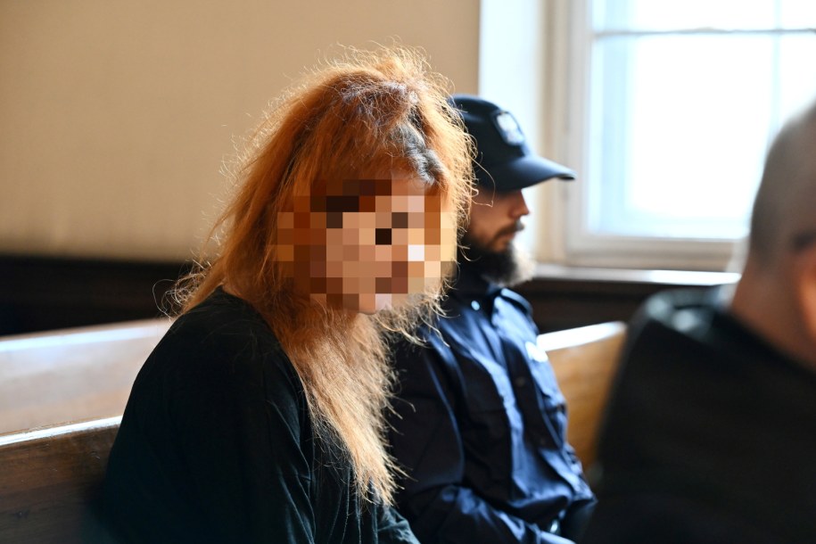 Jedna z oskarżonych, Angelika N. na sali rozpraw Sądu Okręgowego w Gdańsku /Marcin Gadomski /PAP