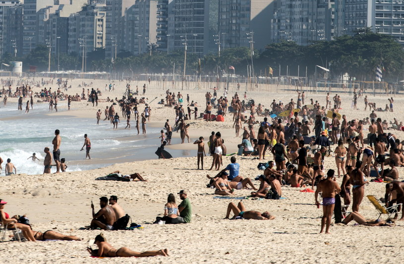 Jedna z plaż w Rio de Janeiro (20.06.2020) /Antonio Lacerda /PAP/EPA