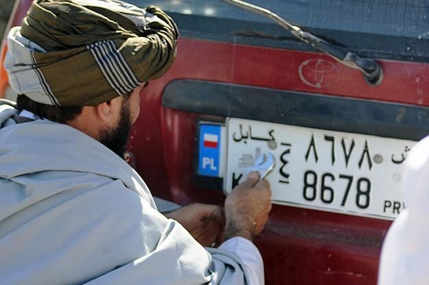 Jedna z polskich Toyot w Afganistanie / fot. Marcel Podhorodecki / zafganistanu.pl /Informacja prasowa