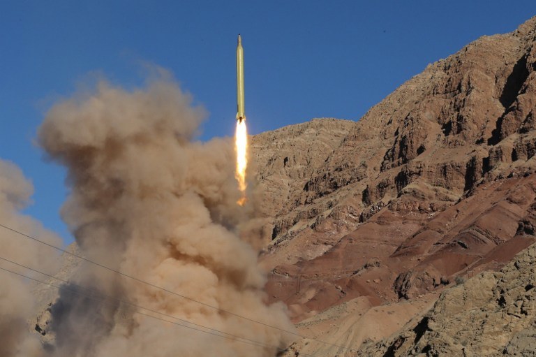 Jedna z prób rakietowych Iranu, zdj. z marca 2016 /Mahmood Hosseini / TASNIM NEWS / AFP /AFP