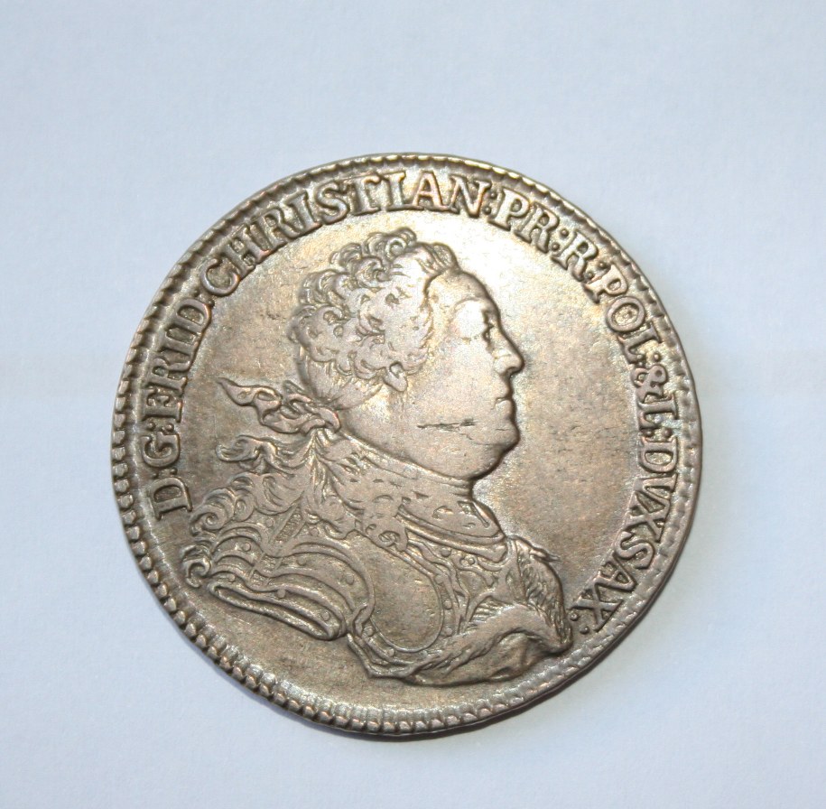 Jedna ze skradzionych monet /Policja