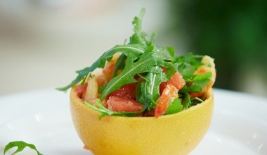 Jedni uwielbiają, inni nawet nie patrzą w jego stronę. Ten owoc pomaga trzymać wagę w ryzach i dba o gładką skórę