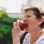 "Jedno jabłko dziennie trzyma lekarza z dala ode mnie". Ale kto nie powinien jeść jabłek?