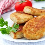 dania mięsne Jedno z najlepszych dań kuchni kresowej. Kremowa otoczka, a w środku delikatny mięsny farsz