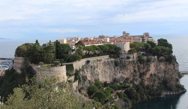 Jedno z najmniejszych państw na Ziemi. Słynie z długości życia mieszkańców