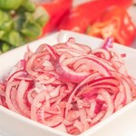 Jedno z najzdrowszych warzyw na świecie, reguluje cukier, chroni serce. Pyszna na surowo i marynowana