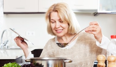 Jednogarnkowy obiad dla całej rodziny na kilka dni. Przepis z czasów PRL-u, uwielbiany do dziś