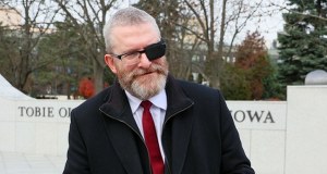 Jednogłośna decyzja ws. Brauna. "Nikt nie był przeciwko"