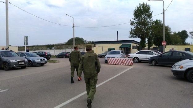 Jednostka Siewiernyj, na terenie której znajduje się wrak /Przemysław Marzec /RMF FM