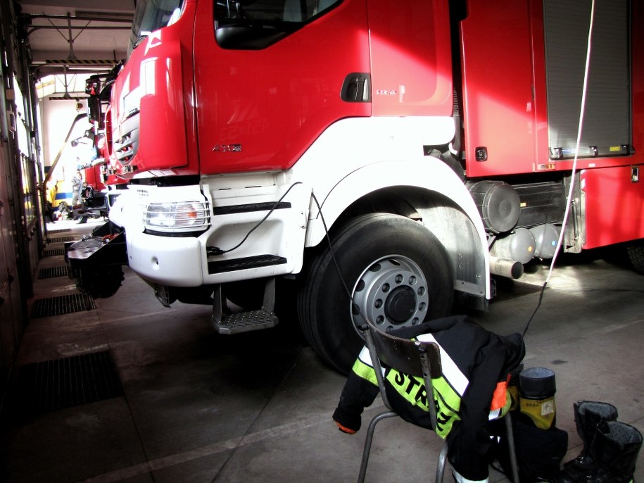 Jednostka straży pożarnej w której pracuje aktualnie mistrz Olimpijski Zbigniew Bródka /Kamil Młodawski /RMF FM