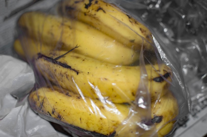 Jednym z hitów freegańskich są ciemniejące banany - często wyrzucane ze sklepów, choć są dobrej jakości /123RF/PICSEL