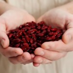 czerwona fasola właściwości prozdrowotne Jedz, gdy jesteś na diecie i gdy chcesz uzupełnić białko. Obniży też poziom cukru i cholesterolu